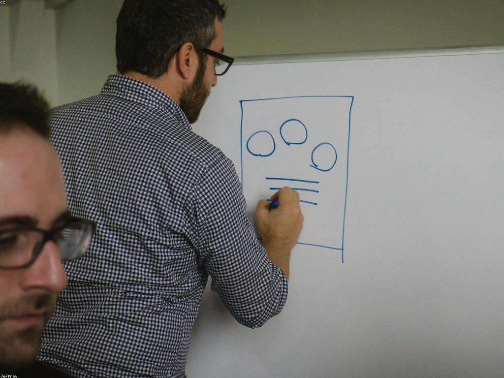 យុទ្ធសាស្ត្រសម្រាប់ការប្រកួតនិងការស្នាក់នៅ