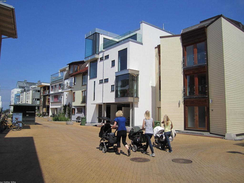 កម្មវិធីប្រាក់រង្វាន់: ការអភិវឌ្ឍន៍និងអត្ថប្រយោជន៍សម្រាប់អាជីវកម្ម